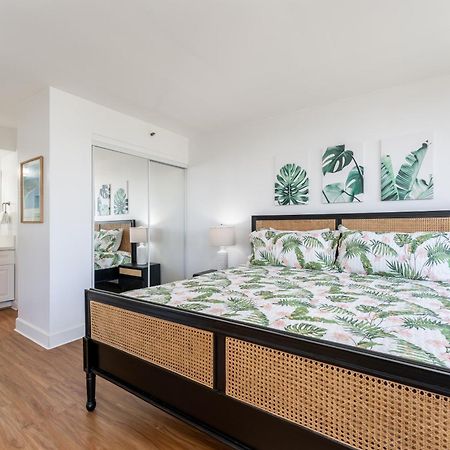 Waikiki Banyan W-Ocean Views With Free Parking! Honolulu Exterior foto