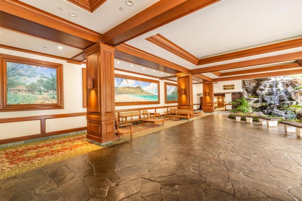 Waikiki Banyan W-Ocean Views With Free Parking! Honolulu Exterior foto