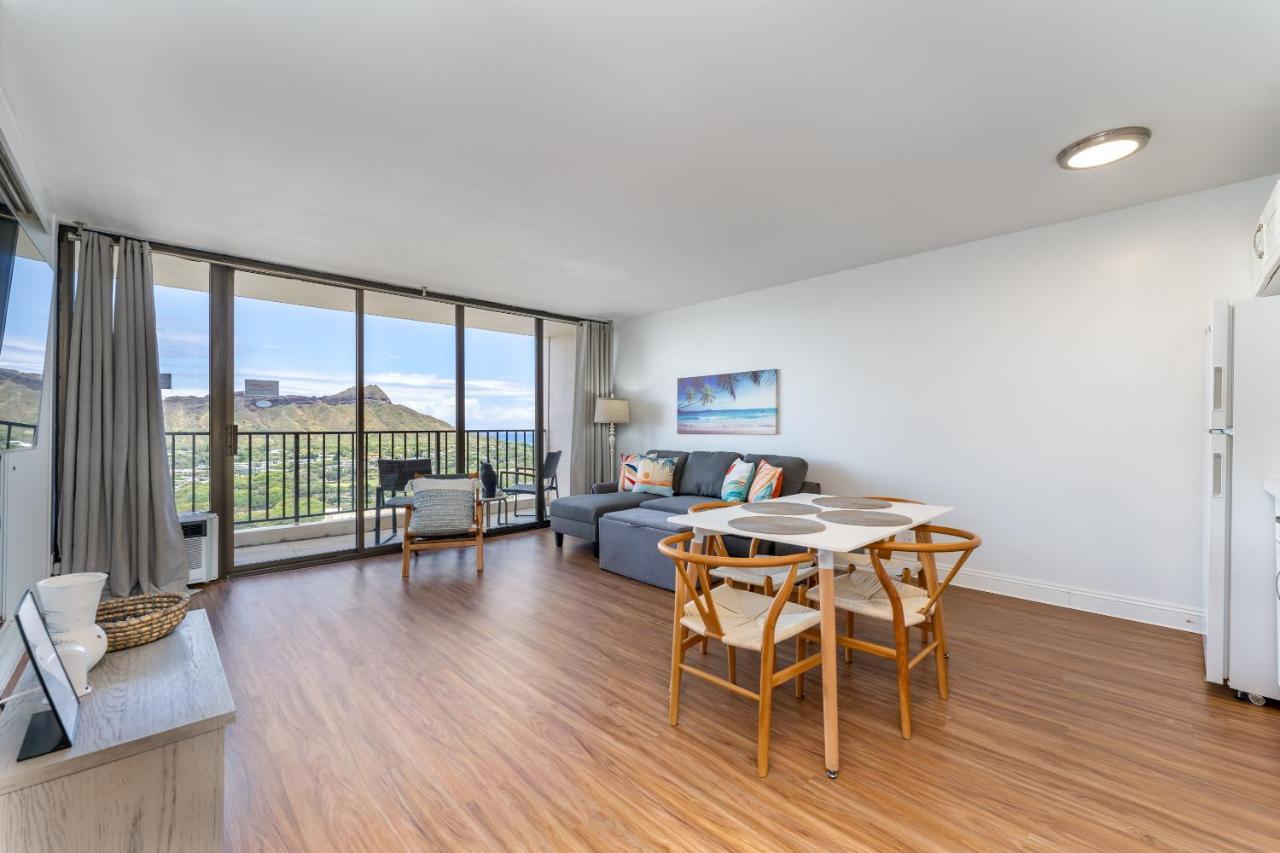 Waikiki Banyan W-Ocean Views With Free Parking! Honolulu Exterior foto